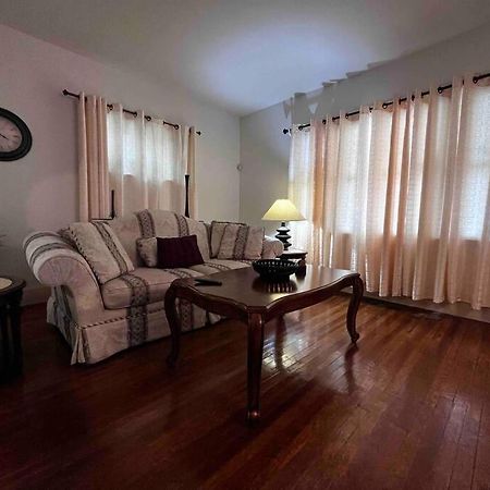 Comfortable 2-Bdrm Spacious Home With Wifi & Patio Індіанаполіс Екстер'єр фото