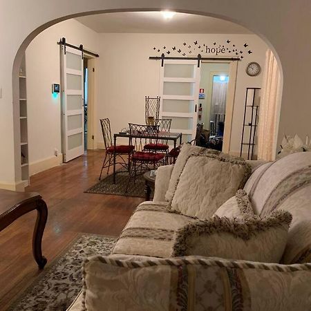 Comfortable 2-Bdrm Spacious Home With Wifi & Patio Індіанаполіс Екстер'єр фото