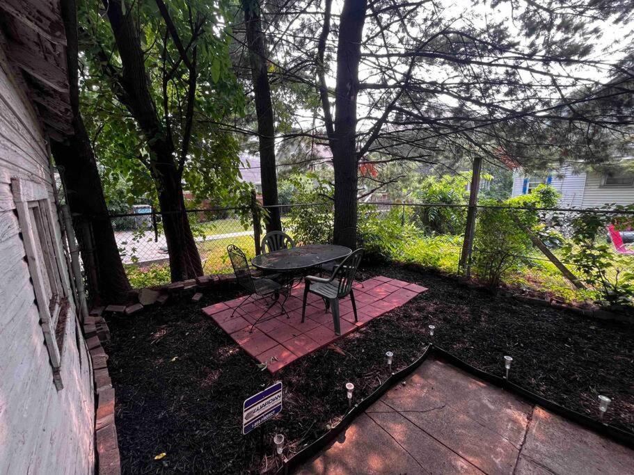 Comfortable 2-Bdrm Spacious Home With Wifi & Patio Індіанаполіс Екстер'єр фото